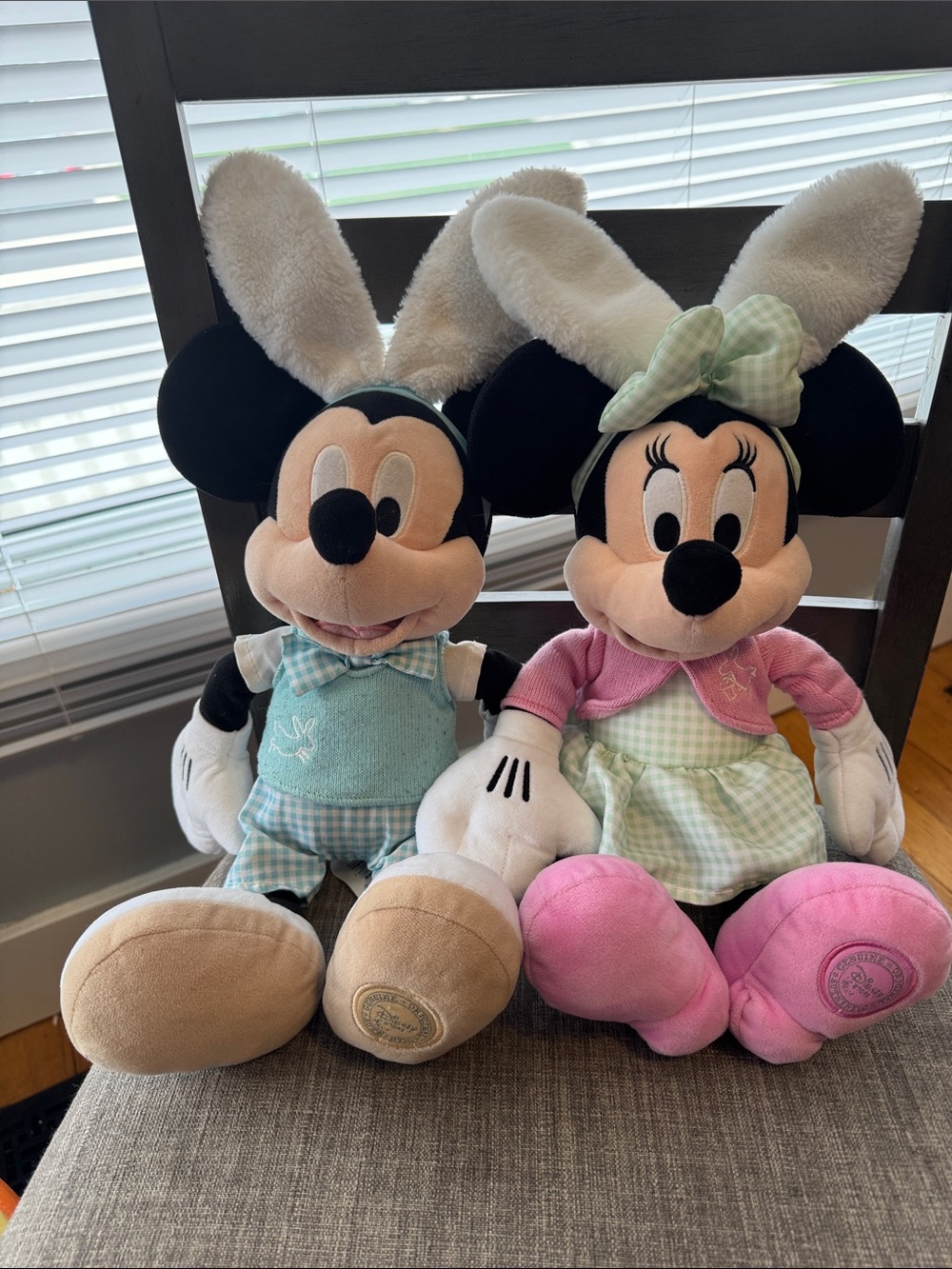 Minnie & Mickey Mouse Easter Bunny Plush Disney Store Exclusive 2017